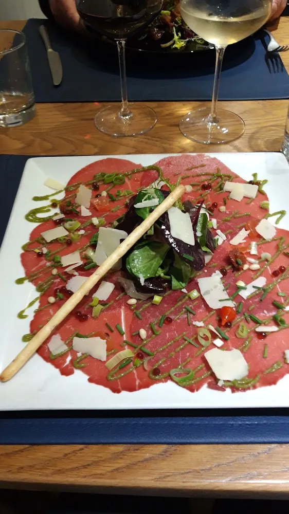 Tartare de Bœuf Au Pesto